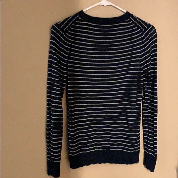 Banana Republic sweater size XS - Picture 4 of 4